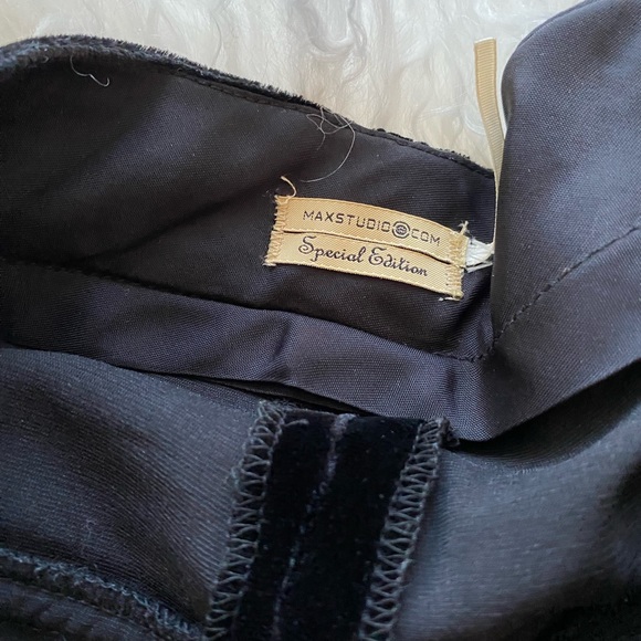 EUC Rare Vintage Max Studio women’s velvet special edition pants in Size 2!! - Picture 9 of 11